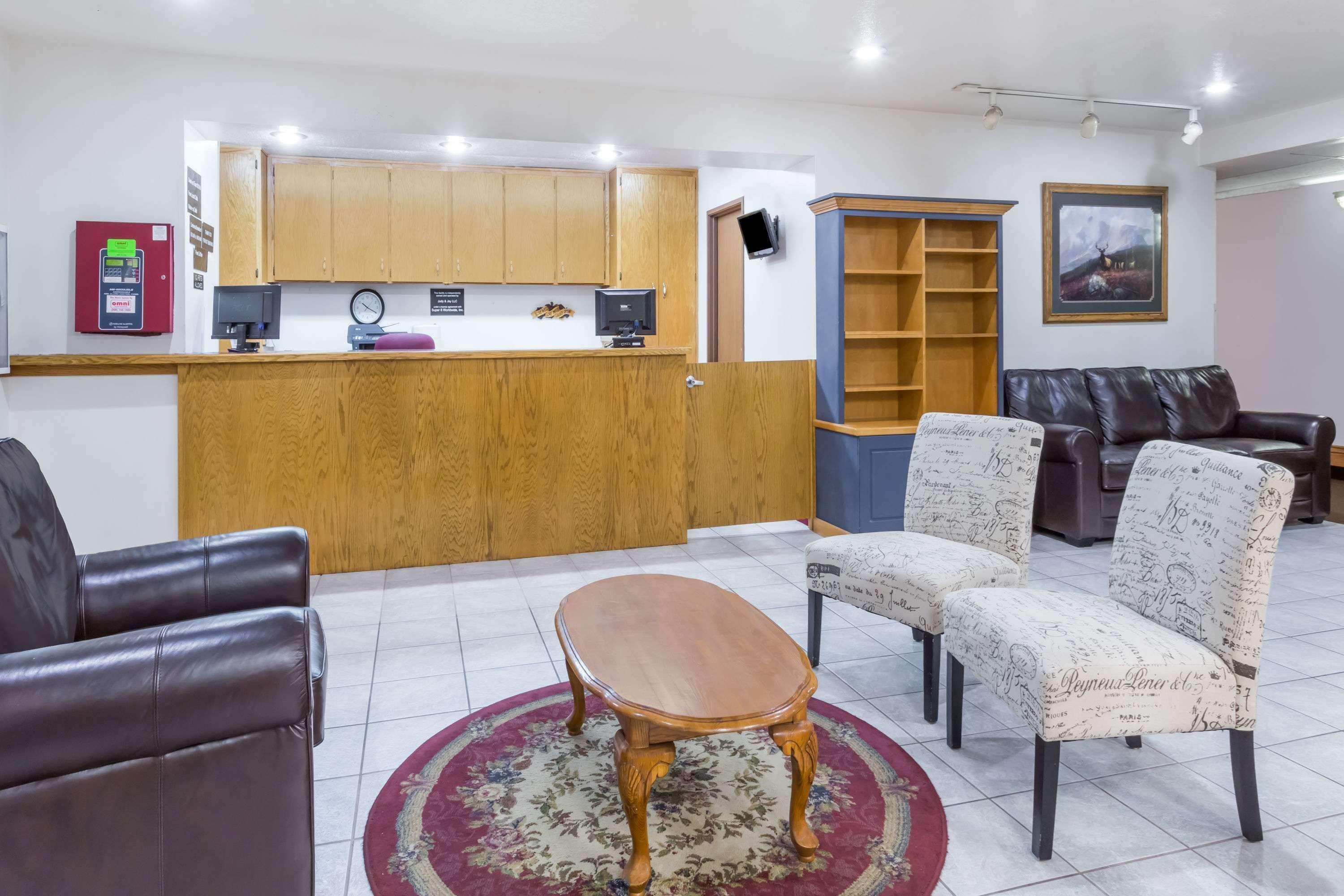 Hotel Super 8 By Wyndham Rexburg