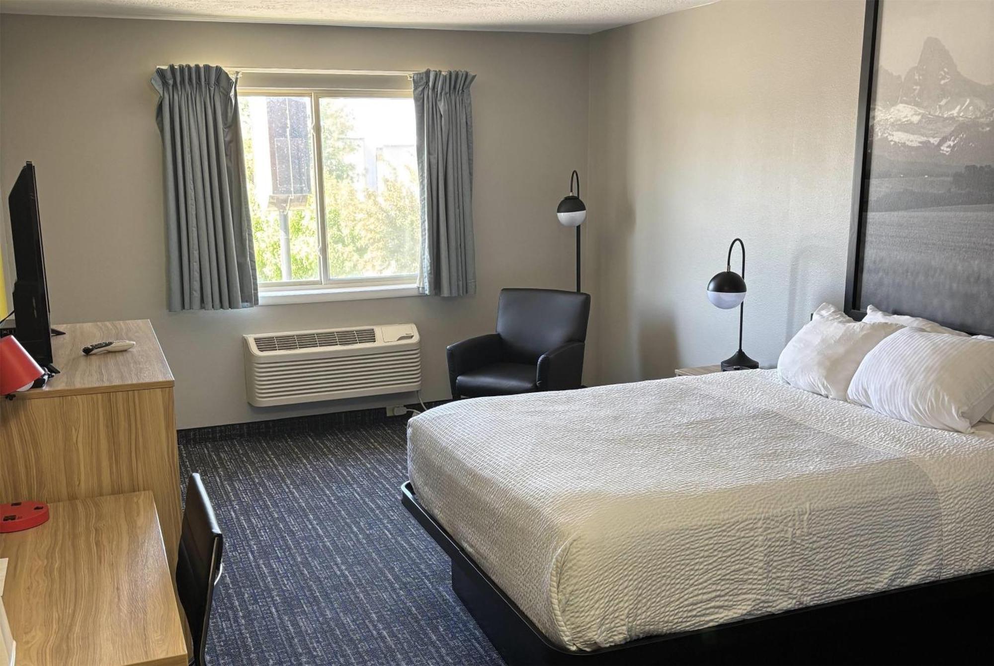 Super 8 By Wyndham Rexburg