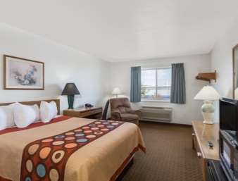 Super 8 By Wyndham Hotel