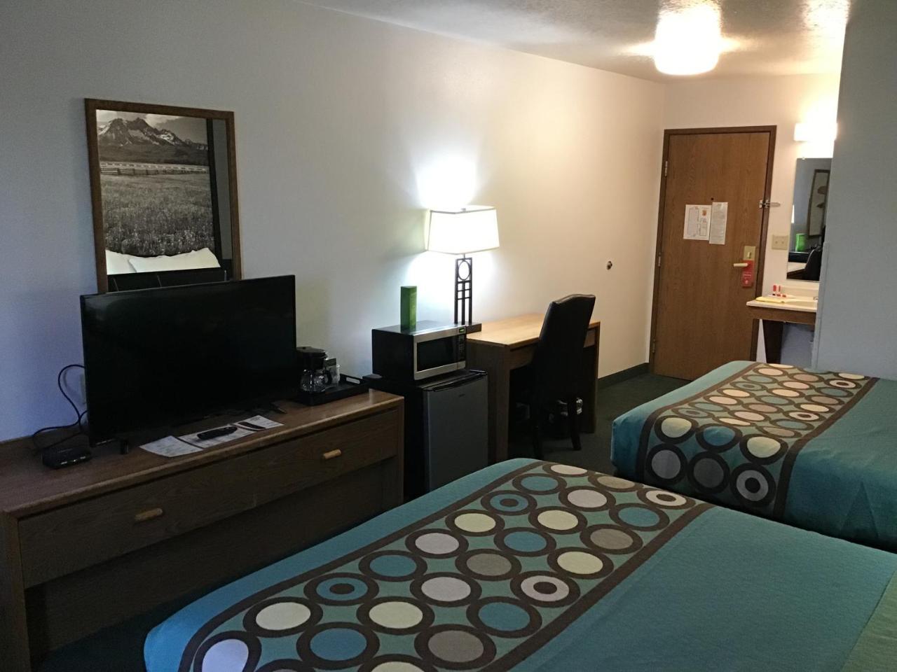 Hotel Super 8 By Wyndham Rexburg