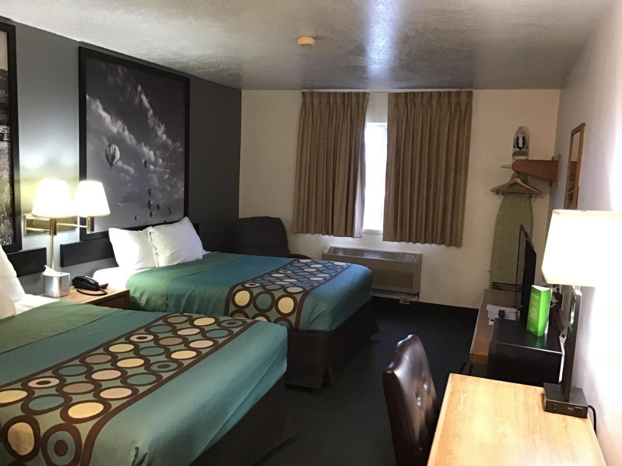 Hotel Super 8 By Wyndham Rexburg